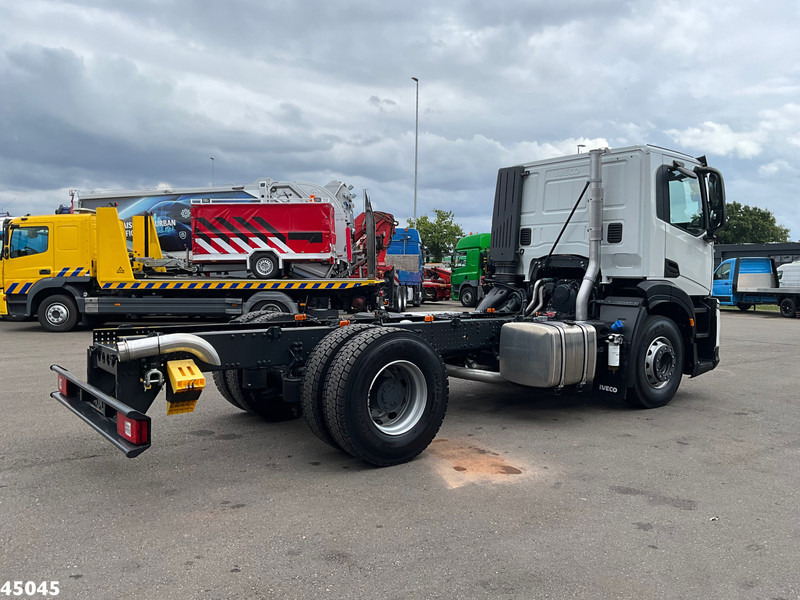 Iveco Stralis AD200X36 Huisvuilwagen Chassis NEW & UNUSED! - Tovornjak-šasija: slika 4 Iveco Stralis AD200X36 Huisvuilwagen Chassis NEW & UNUSED! - Tovornjak-šasija: slika 4