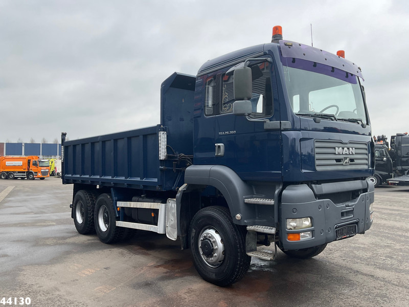 MAN TGA 33.363 6x6 Kipper 12m³ Manual Full steel - Tovornjak prekucnik: slika 5 MAN TGA 33.363 6x6 Kipper 12m³ Manual Full steel - Tovornjak prekucnik: slika 5