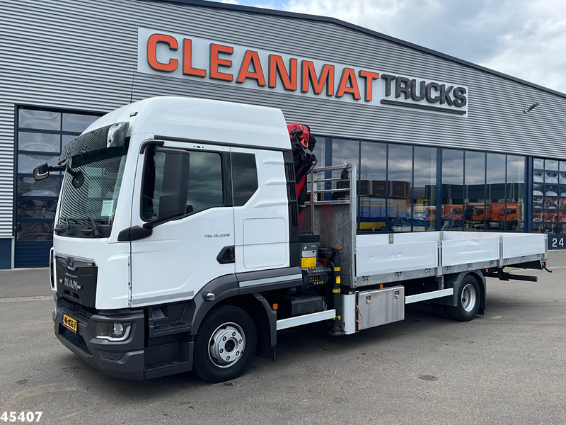 MAN TGL 12.220 Euro 6 Palfinger 11 Tonmeter laadkraan Just 60.518 km! - Tovornjak z dvigalom: slika 2 MAN TGL 12.220 Euro 6 Palfinger 11 Tonmeter laadkraan Just 60.518 km! - Tovornjak z dvigalom: slika 2