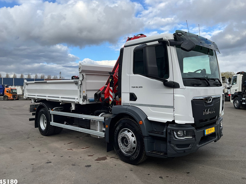 MAN TGM 18.320 Euro 6 Fassi 13 Tonmeter laadkraan NEW AND UNUSED! - Tovornjak prekucnik: slika 4 MAN TGM 18.320 Euro 6 Fassi 13 Tonmeter laadkraan NEW AND UNUSED! - Tovornjak prekucnik: slika 4