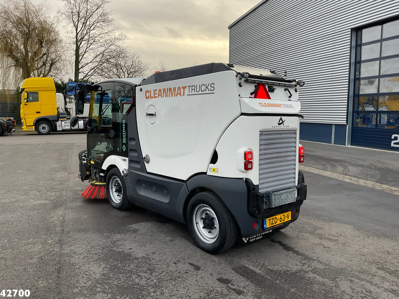 Mathieu MC 210 Azura Flex Euro 6 Stage 5 with 3-rd brush - Vozilo za pometanje: slika 2 Mathieu MC 210 Azura Flex Euro 6 Stage 5 with 3-rd brush - Vozilo za pometanje: slika 2