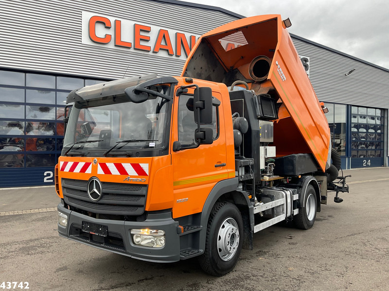 Mercedes-Benz ATEGO 1523 Faun VIAJET 6 R/HS Wegdekreiniger Just 14.776 km! - Vozilo za pometanje: slika 3 Mercedes-Benz ATEGO 1523 Faun VIAJET 6 R/HS Wegdekreiniger Just 14.776 km! - Vozilo za pometanje: slika 3