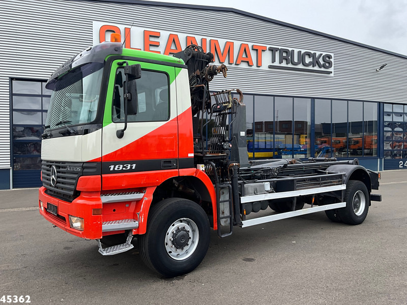 Mercedes-Benz Actros 1931 AK 4x4 Hiab 12 Tonmeter laadkraan - Kotalni prekucni tovornjak, Tovornjak z dvigalom: slika 2 Mercedes-Benz Actros 1931 AK 4x4 Hiab 12 Tonmeter laadkraan - Kotalni prekucni tovornjak, Tovornjak z dvigalom: slika 2