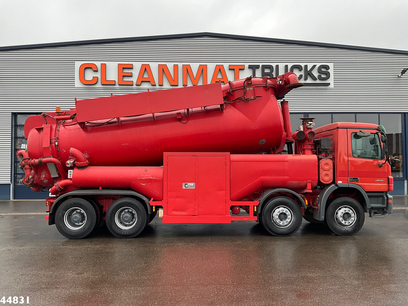 Mercedes-Benz Actros 4141 8x4 RVS Naaktgeboren drogestoffen Just 99.291 km! - Vakuumski tovornjak: slika 2 Mercedes-Benz Actros 4141 8x4 RVS Naaktgeboren drogestoffen Just 99.291 km! - Vakuumski tovornjak: slika 2