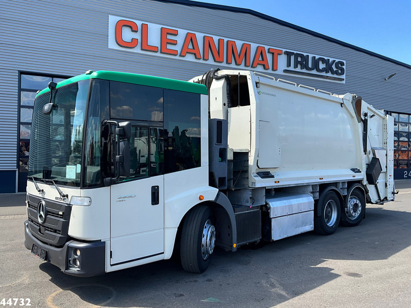 Mercedes-Benz Econic 2630 Euro 6 CNG Norba MF 300 18m³ 2 compartimenten just 137.620 km! - Smetarski tovornjak: slika 2 Mercedes-Benz Econic 2630 Euro 6 CNG Norba MF 300 18m³ 2 compartimenten just 137.620 km! - Smetarski tovornjak: slika 2