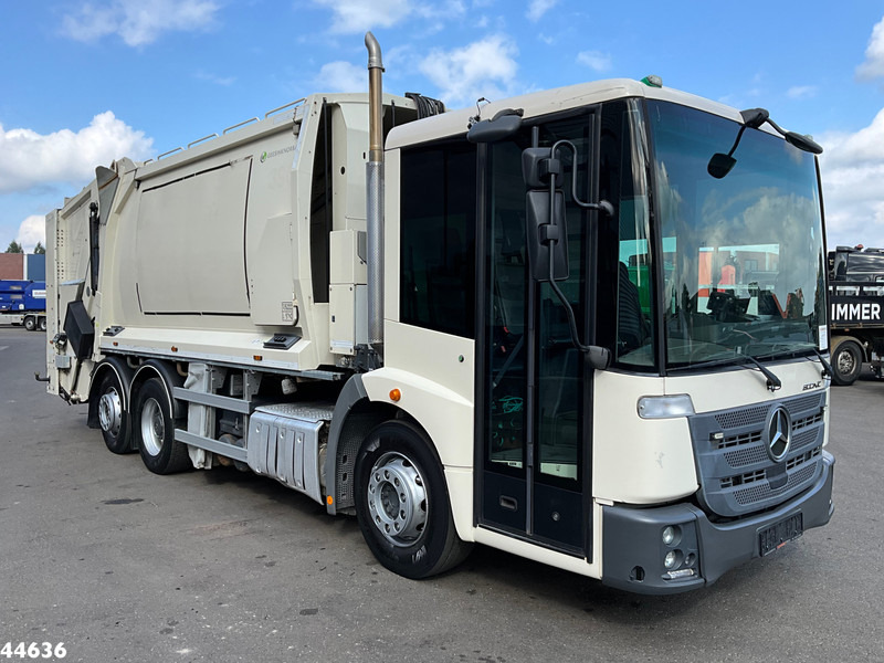 Mercedes-Benz Econic 2630 Euro 6 Norba MF 300 18m³ 2 compartimenten - Smetarski tovornjak: slika 4 Mercedes-Benz Econic 2630 Euro 6 Norba MF 300 18m³ 2 compartimenten - Smetarski tovornjak: slika 4
