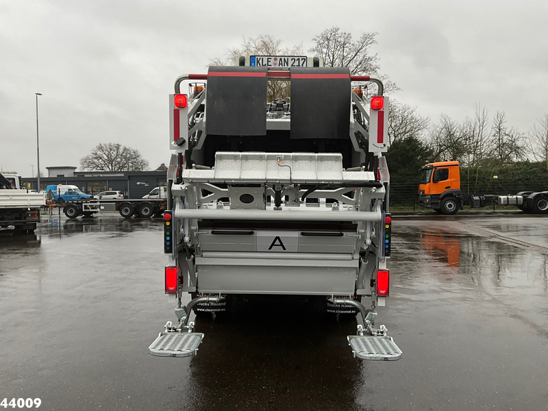 Mitsubishi Canter 9C18 Zoeller 7m³ - Smetarski tovornjak: slika 4 Mitsubishi Canter 9C18 Zoeller 7m³ - Smetarski tovornjak: slika 4