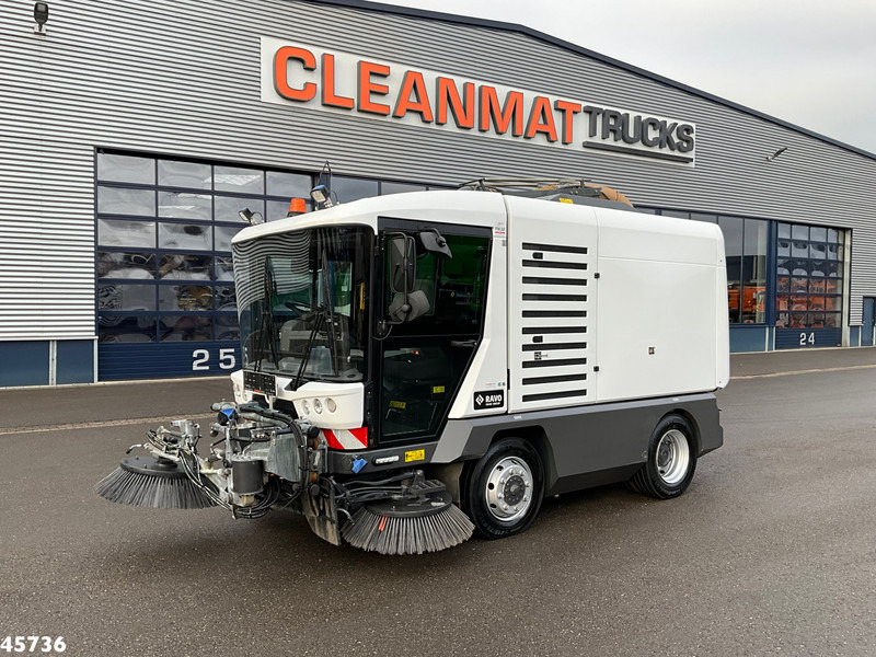 Ravo 540 Euro 6 with new 3-rd brush! - Vozilo za pometanje: slika 4 Ravo 540 Euro 6 with new 3-rd brush! - Vozilo za pometanje: slika 4