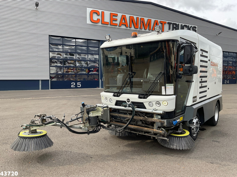 Ravo 540 STH Euro 6 with 3-rd brush - Vozilo za pometanje: slika 3 Ravo 540 STH Euro 6 with 3-rd brush - Vozilo za pometanje: slika 3