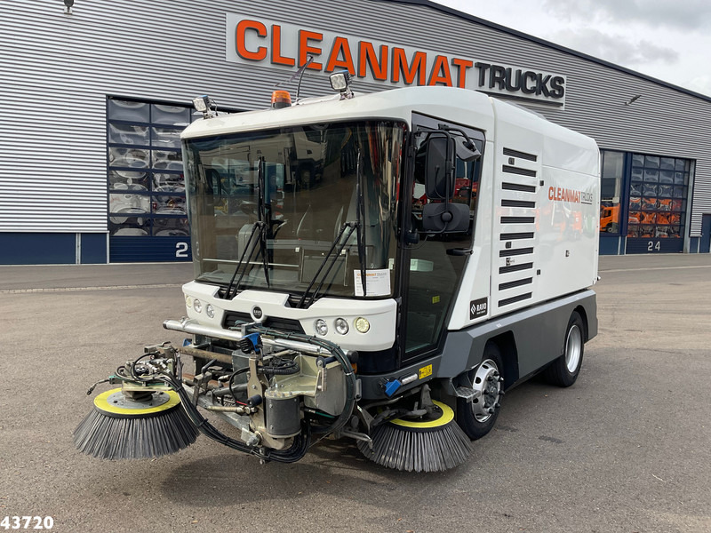 Ravo 540 STH Euro 6 with 3-rd brush - Vozilo za pometanje: slika 2 Ravo 540 STH Euro 6 with 3-rd brush - Vozilo za pometanje: slika 2