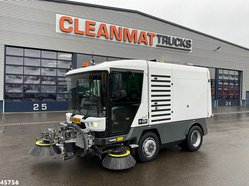 Ravo 580 with 3-rd brush - Vozilo za pometanje: slika 3 Ravo 580 with 3-rd brush - Vozilo za pometanje: slika 3