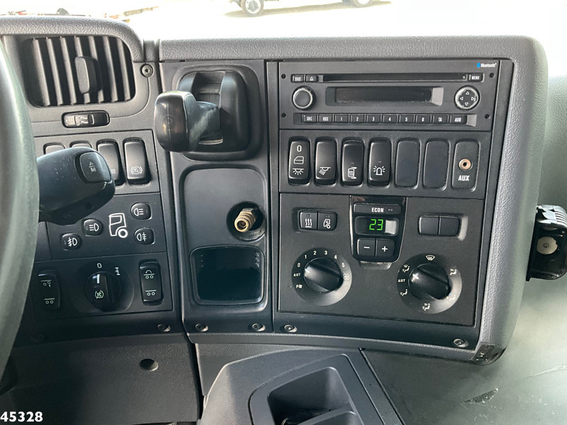 Tovornjak avtotransporter Scania P 410 8x2 Euro 6 Retarder Autotransporter met hydraulische oprijrampen: slika 20 Tovornjak avtotransporter Scania P 410 8x2 Euro 6 Retarder Autotransporter met hydraulische oprijrampen: slika 20