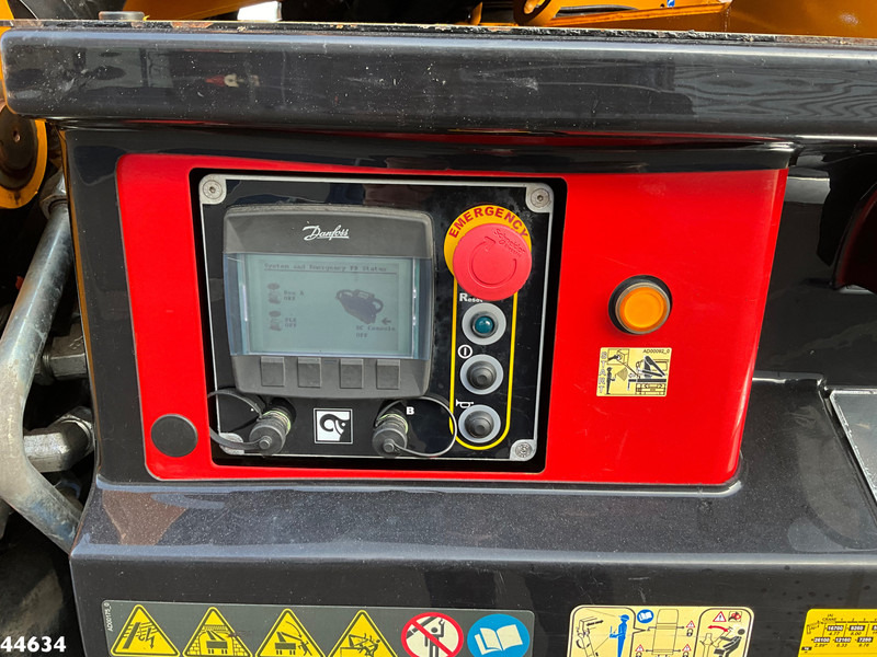 Scania R 540 Euro 6 Effer 100 Tonmeter laadkraan + Fly-Jib Just 39.720 km! lizing Scania R 540 Euro 6 Effer 100 Tonmeter laadkraan + Fly-Jib Just 39.720 km!: slika 14 Scania R 540 Euro 6 Effer 100 Tonmeter laadkraan + Fly-Jib Just 39.720 km! lizing Scania R 540 Euro 6 Effer 100 Tonmeter laadkraan + Fly-Jib Just 39.720 km!: slika 14