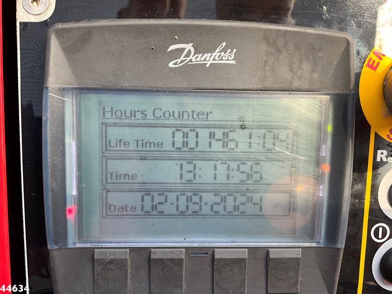 Scania R 540 Euro 6 Effer 100 Tonmeter laadkraan + Fly-Jib Just 39.720 km! lizing Scania R 540 Euro 6 Effer 100 Tonmeter laadkraan + Fly-Jib Just 39.720 km!: slika 17 Scania R 540 Euro 6 Effer 100 Tonmeter laadkraan + Fly-Jib Just 39.720 km! lizing Scania R 540 Euro 6 Effer 100 Tonmeter laadkraan + Fly-Jib Just 39.720 km!: slika 17