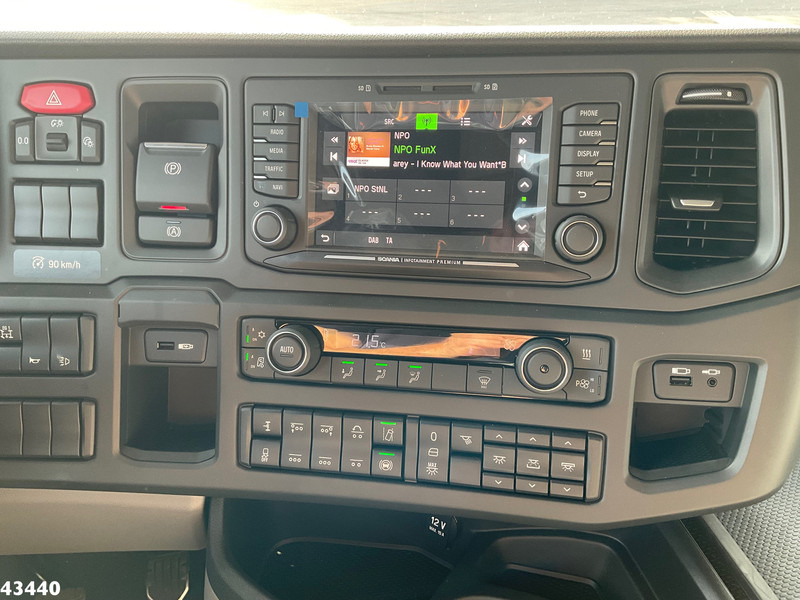 Nov Kotalni prekucni tovornjak Scania R 770 V8 Euro 6 Retarder VDL 30 Ton haakarmsysteem NEW AND UNUSED!: slika 14