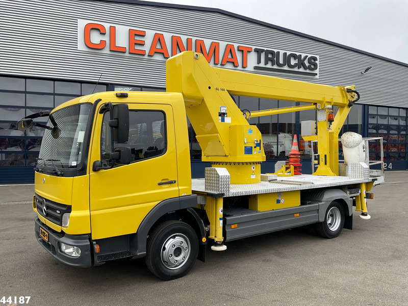 Mercedes-Benz Atego 815 Wumag Elevant 17 meter hoogwerker Just 39.048 km! - Tovornjak: slika 3 Mercedes-Benz Atego 815 Wumag Elevant 17 meter hoogwerker Just 39.048 km! - Tovornjak: slika 3