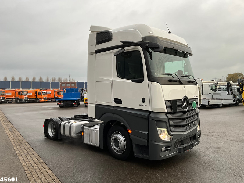 Mercedes-Benz Actros 1842 Mega GigaSpace MirrorCam - Vlačilec: slika 2 Mercedes-Benz Actros 1842 Mega GigaSpace MirrorCam - Vlačilec: slika 2
