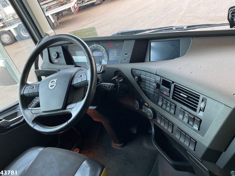 Vlačilec Volvo FH 16.750 8x4 Euro 6 HEAVY TRANSPORT 255 TON: slika 11