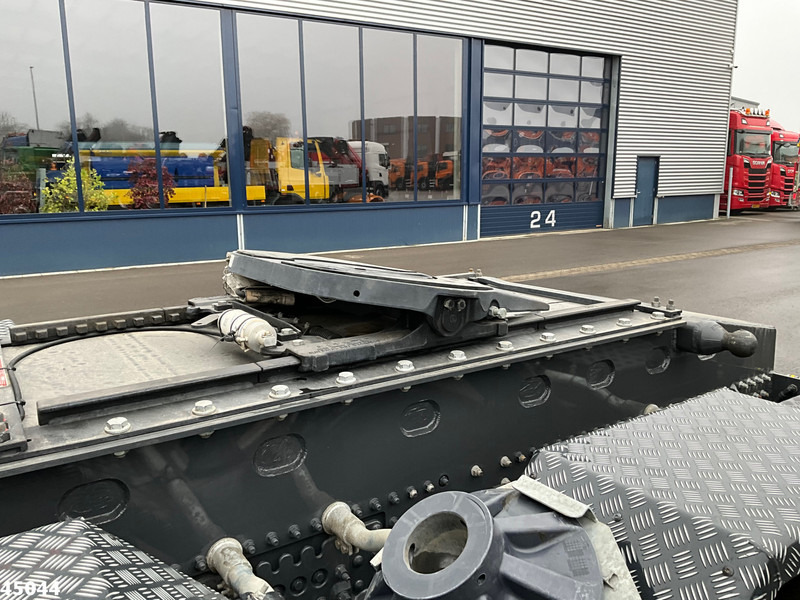 Volvo FH 540 8x2 Fassi 145 Tonmeter laadkraan + Fly-JIb Just 7.187 Km! Demo voertuig! - Vlačilec: slika 5 Volvo FH 540 8x2 Fassi 145 Tonmeter laadkraan + Fly-JIb Just 7.187 Km! Demo voertuig! - Vlačilec: slika 5