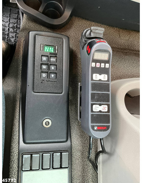 Volvo FE 300 Multilift 21 Ton haakarmsysteem Just 25.868 km! Like New! lizing Volvo FE 300 Multilift 21 Ton haakarmsysteem Just 25.868 km! Like New!: slika 16 Volvo FE 300 Multilift 21 Ton haakarmsysteem Just 25.868 km! Like New! lizing Volvo FE 300 Multilift 21 Ton haakarmsysteem Just 25.868 km! Like New!: slika 16