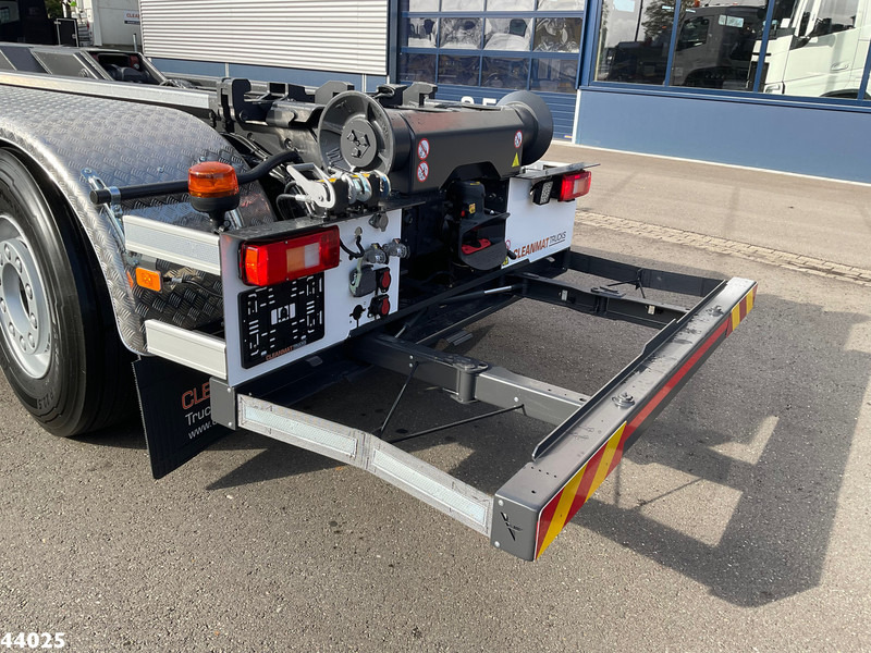 Kotalni prekucni tovornjak, Tovornjak z dvigalom Volvo FM 460 8x2 Hiab 25 Tonmeter laadkraan: slika 7
