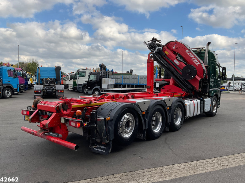 Volvo FM 460 8x4 TRIDEM Euro 6 32 Tonmeter laadkraan - Kotalni prekucni tovornjak, Tovornjak z dvigalom: slika 4 Volvo FM 460 8x4 TRIDEM Euro 6 32 Tonmeter laadkraan - Kotalni prekucni tovornjak, Tovornjak z dvigalom: slika 4