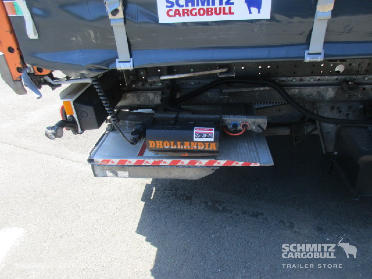 SCHMITZ Curtainsider Standard Taillift - Polprikolica s ponjavo: slika 4 SCHMITZ Curtainsider Standard Taillift - Polprikolica s ponjavo: slika 4
