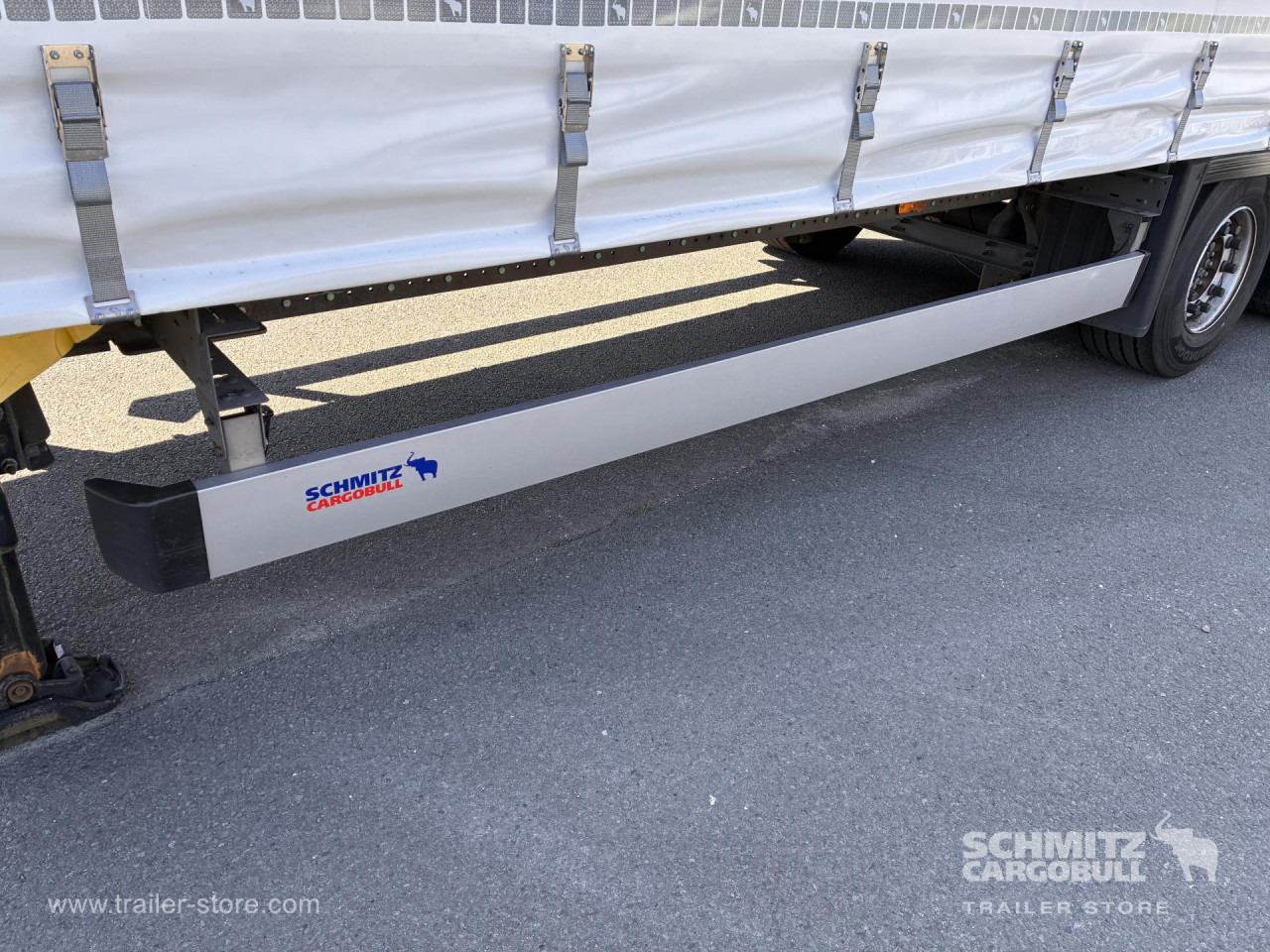SCHMITZ Auflieger Curtainsider Mega - Polprikolica s ponjavo: slika 2 SCHMITZ Auflieger Curtainsider Mega - Polprikolica s ponjavo: slika 2