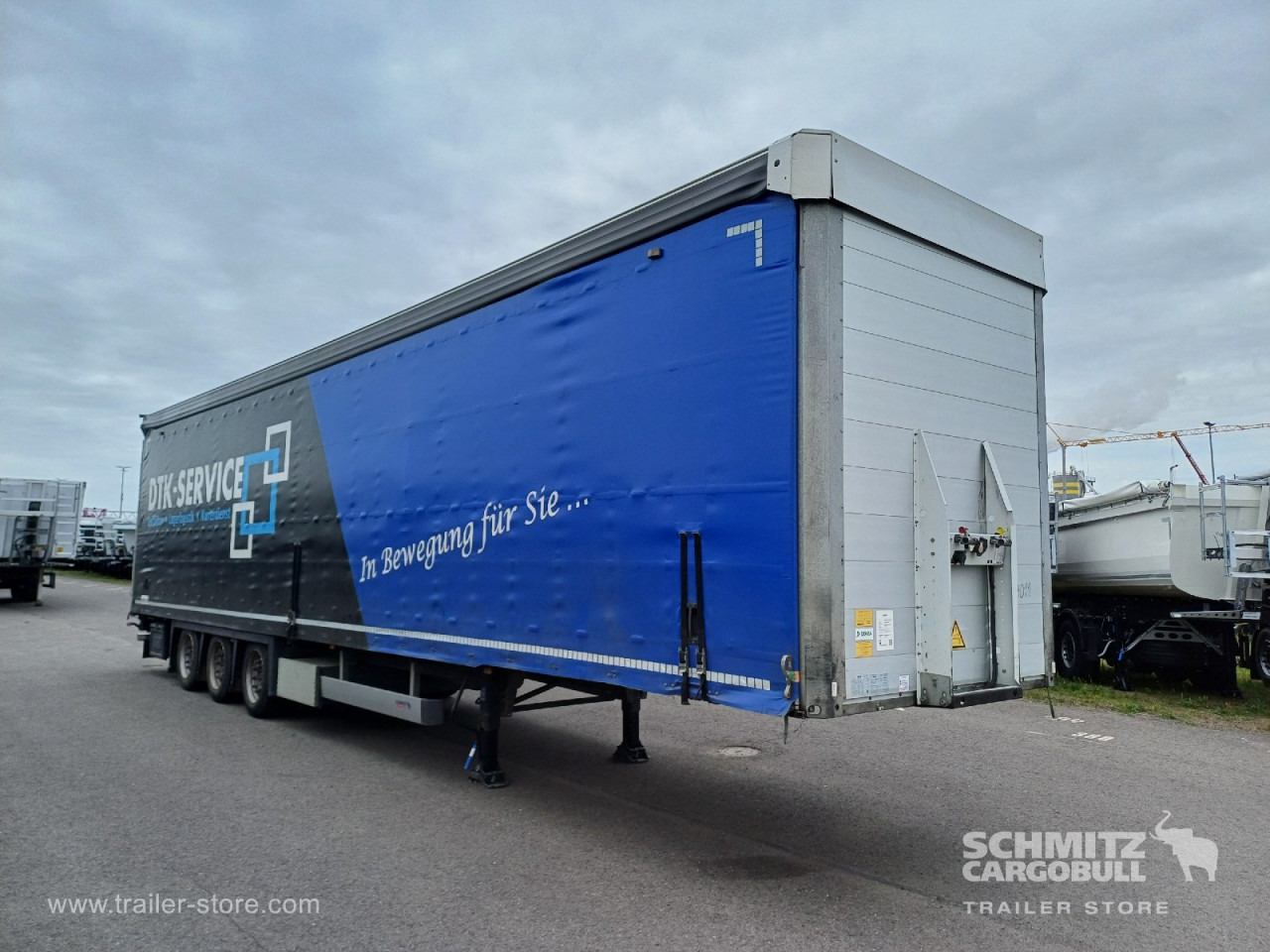 SCHMITZ Auflieger Curtainsider Mega - Polprikolica s ponjavo: slika 1 SCHMITZ Auflieger Curtainsider Mega - Polprikolica s ponjavo: slika 1