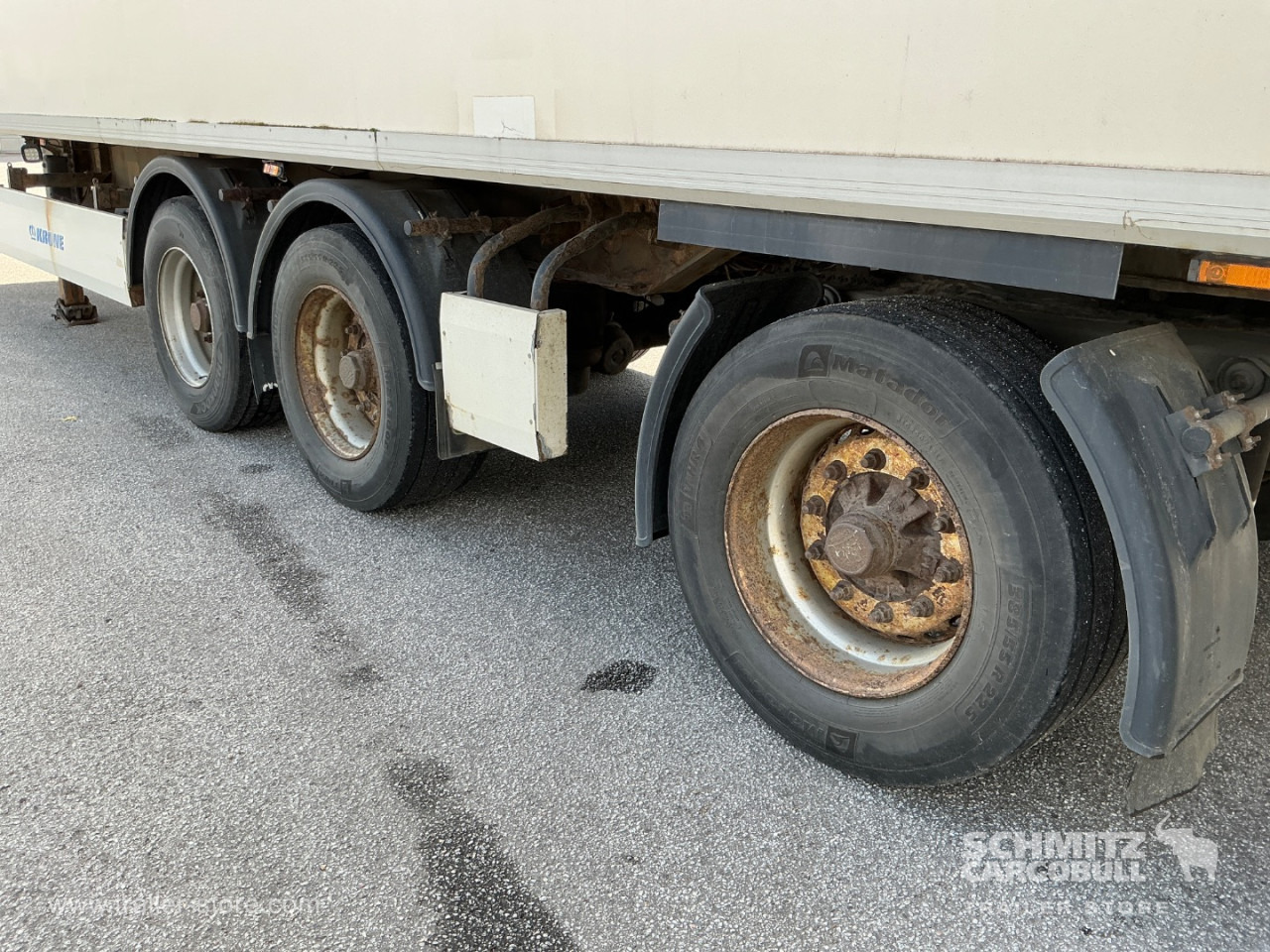 KRONE Dryfreight Standard Taillift - Polprikolica zabojnik: slika 2 KRONE Dryfreight Standard Taillift - Polprikolica zabojnik: slika 2