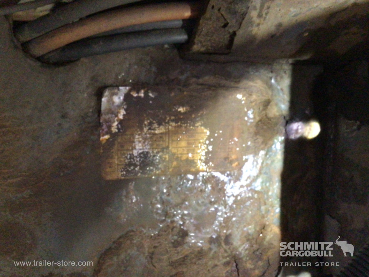 KRONE Reefer Standard Taillift - Izotermična polprikolica: slika 5 KRONE Reefer Standard Taillift - Izotermična polprikolica: slika 5