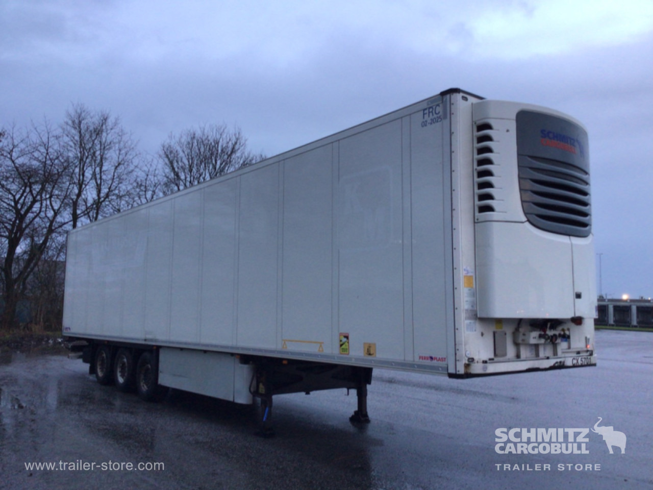 SCHMITZ Reefer Multitemp Double deck - Izotermična polprikolica: slika 1 SCHMITZ Reefer Multitemp Double deck - Izotermična polprikolica: slika 1