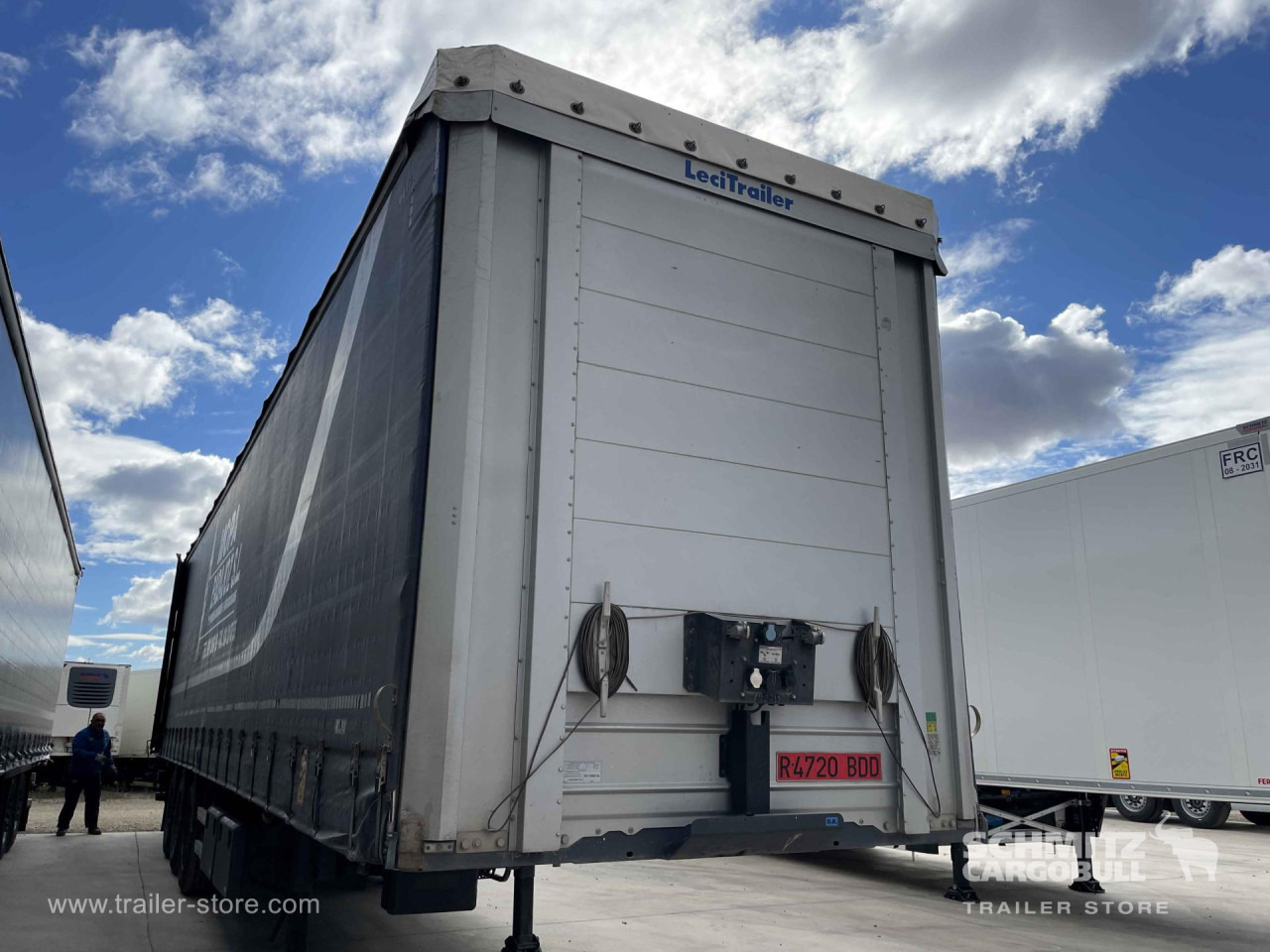 LECI TRAILER Semiremolque Lona Standard - Polprikolica s ponjavo: slika 1 LECI TRAILER Semiremolque Lona Standard - Polprikolica s ponjavo: slika 1