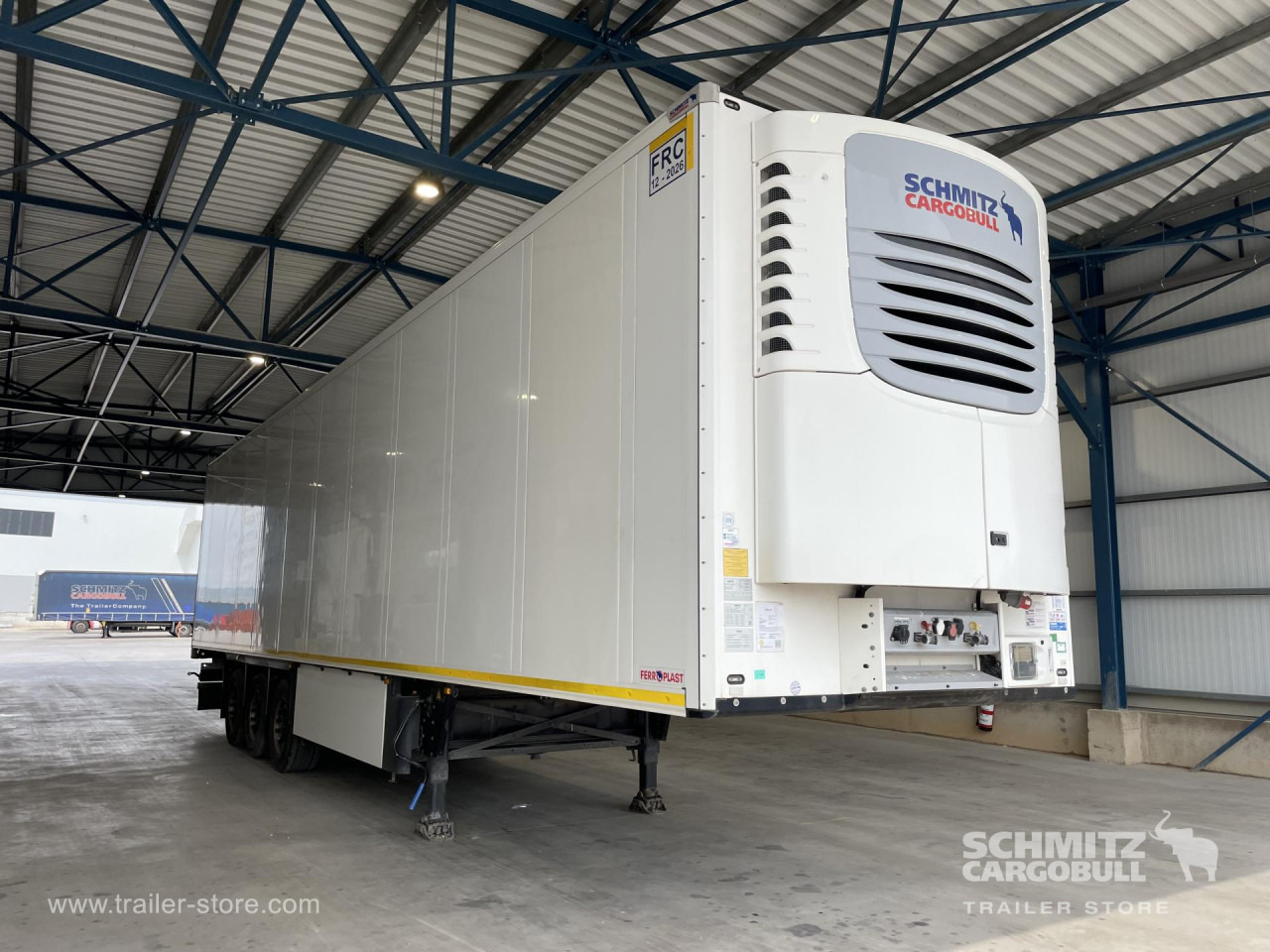 SCHMITZ Semiremolque Frigo Standard - Izotermična polprikolica: slika 1 SCHMITZ Semiremolque Frigo Standard - Izotermična polprikolica: slika 1