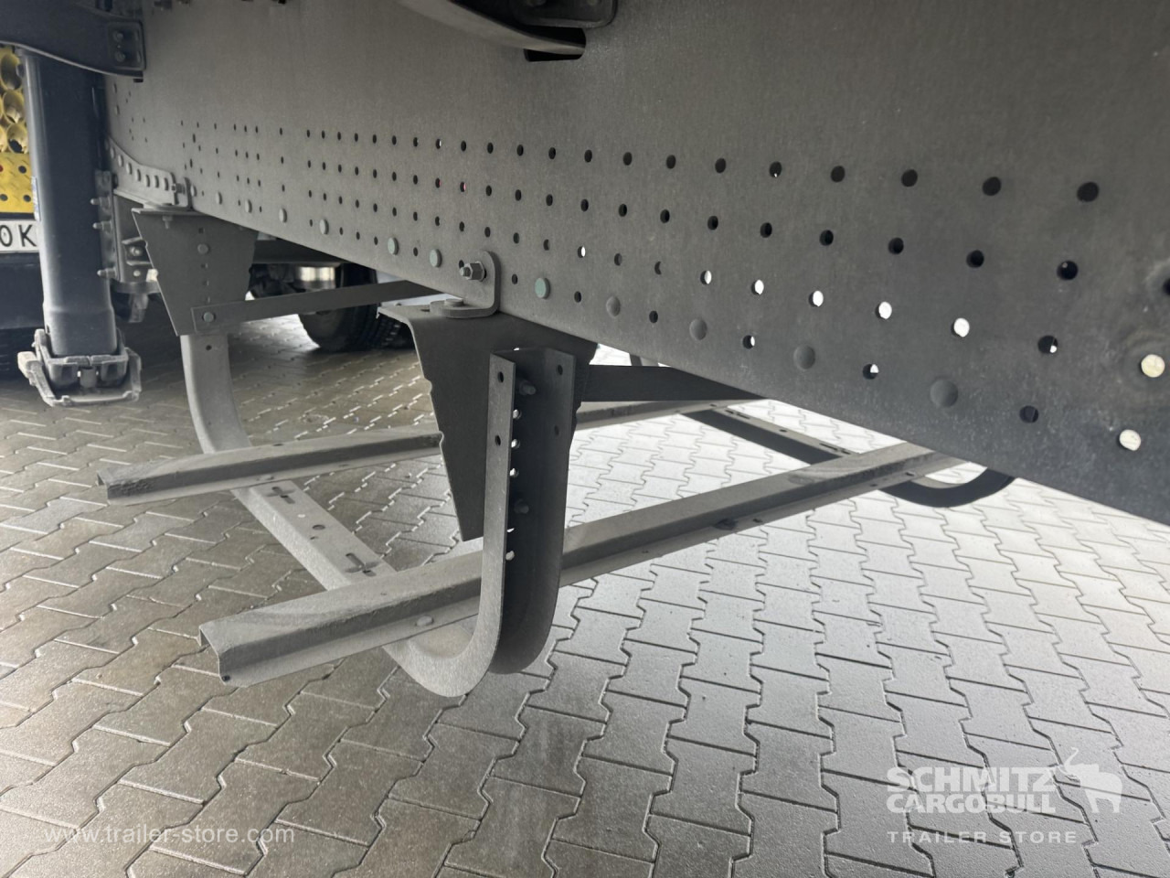 SCHMITZ Curtainsider Standard - Polprikolica s ponjavo: slika 2 SCHMITZ Curtainsider Standard - Polprikolica s ponjavo: slika 2