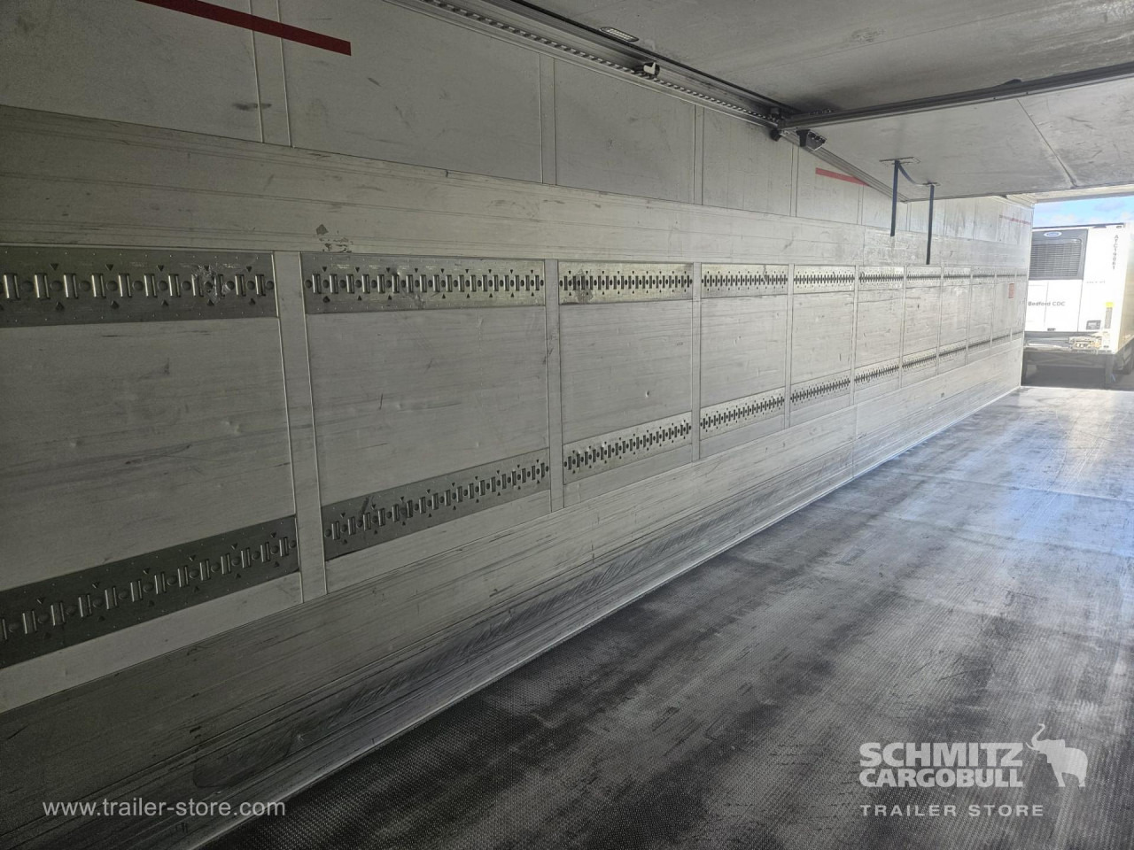 SCHMITZ Reefer Multitemp - Izotermična polprikolica: slika 3 SCHMITZ Reefer Multitemp - Izotermična polprikolica: slika 3