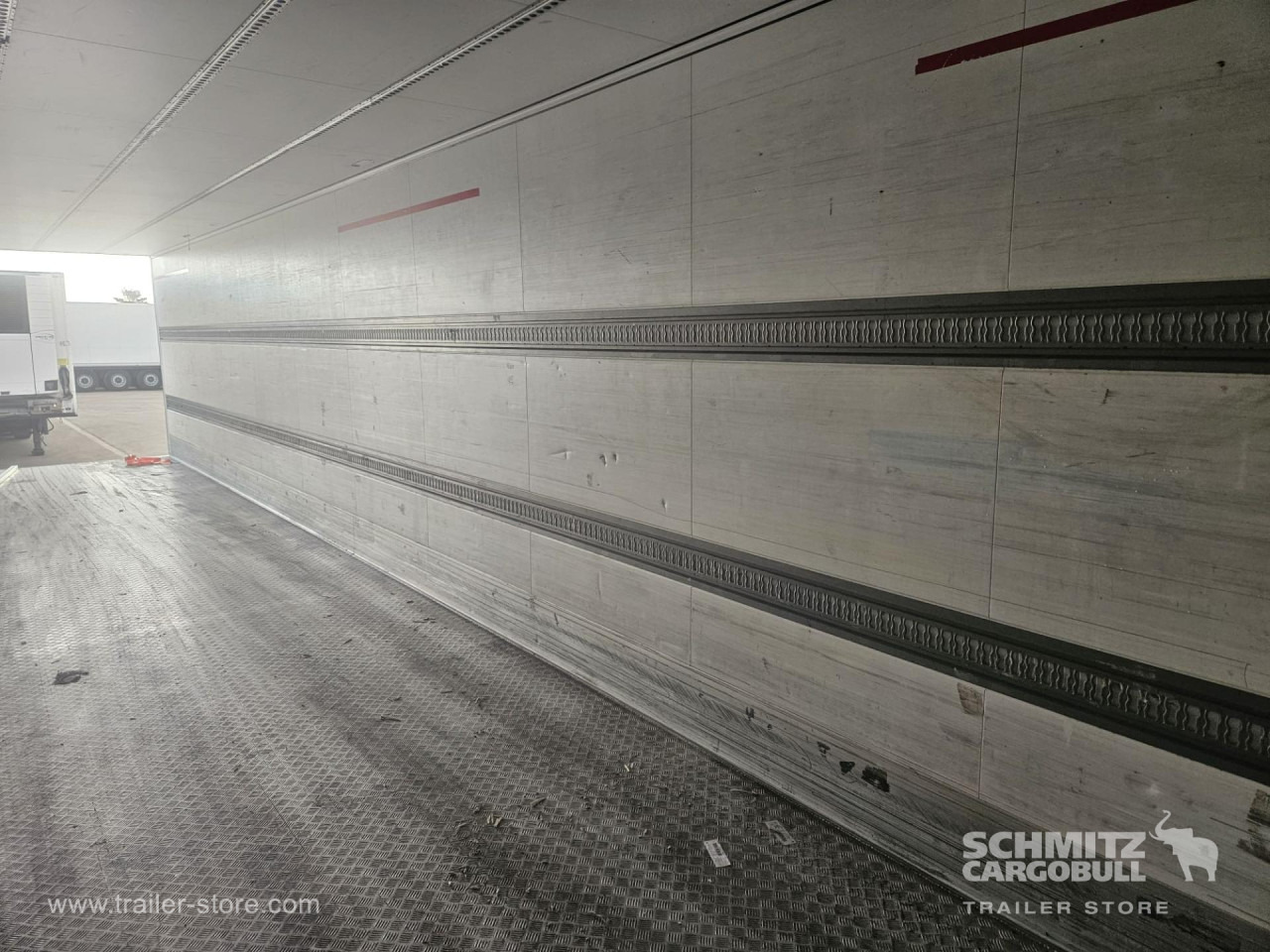 SCHMITZ Reefer Standard - Izotermična polprikolica: slika 4 SCHMITZ Reefer Standard - Izotermična polprikolica: slika 4