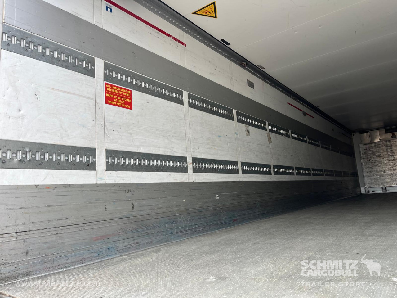 SCHMITZ Reefer Standard - Izotermična polprikolica: slika 2 SCHMITZ Reefer Standard - Izotermična polprikolica: slika 2