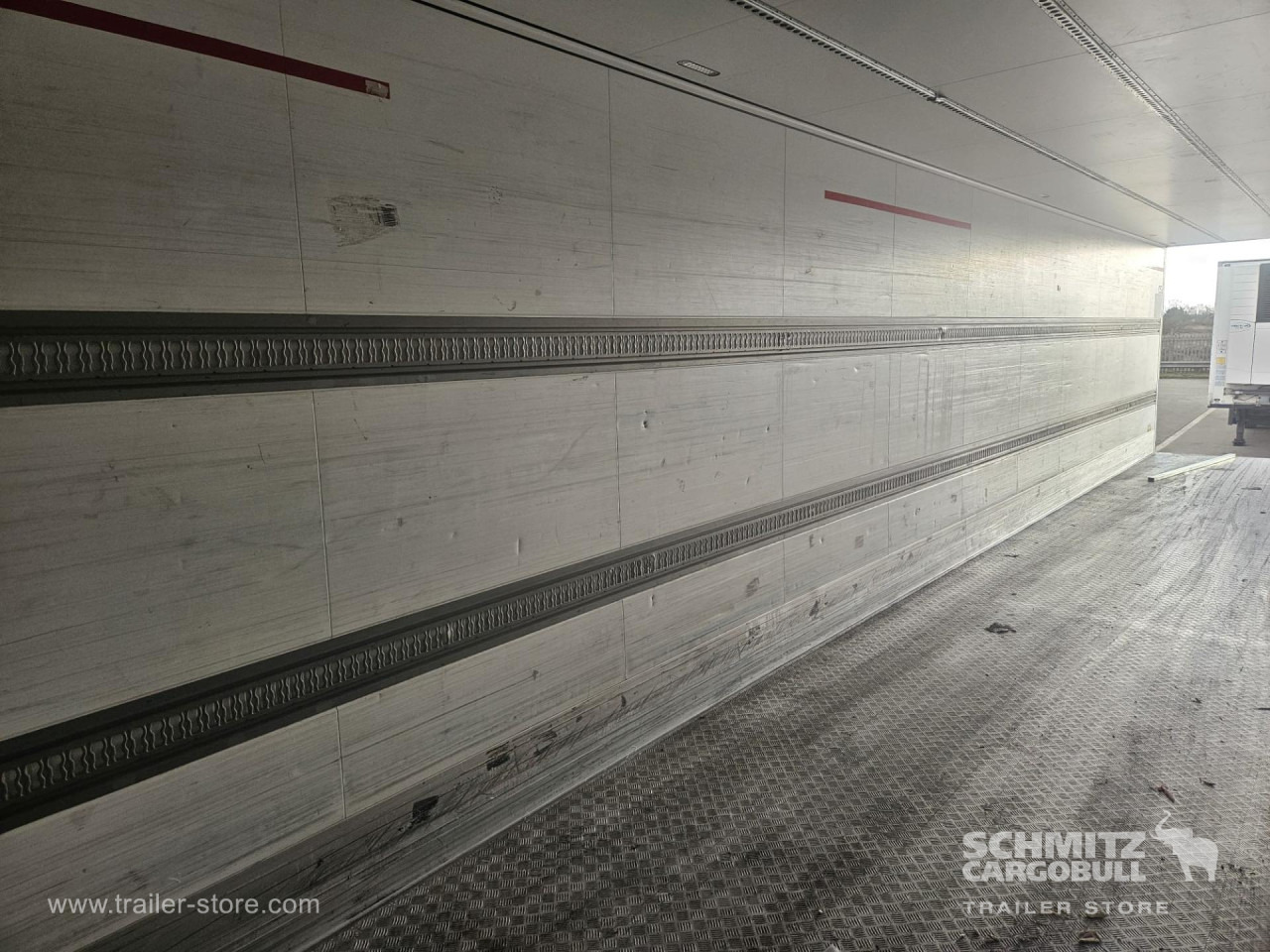 SCHMITZ Reefer Standard - Izotermična polprikolica: slika 3 SCHMITZ Reefer Standard - Izotermična polprikolica: slika 3