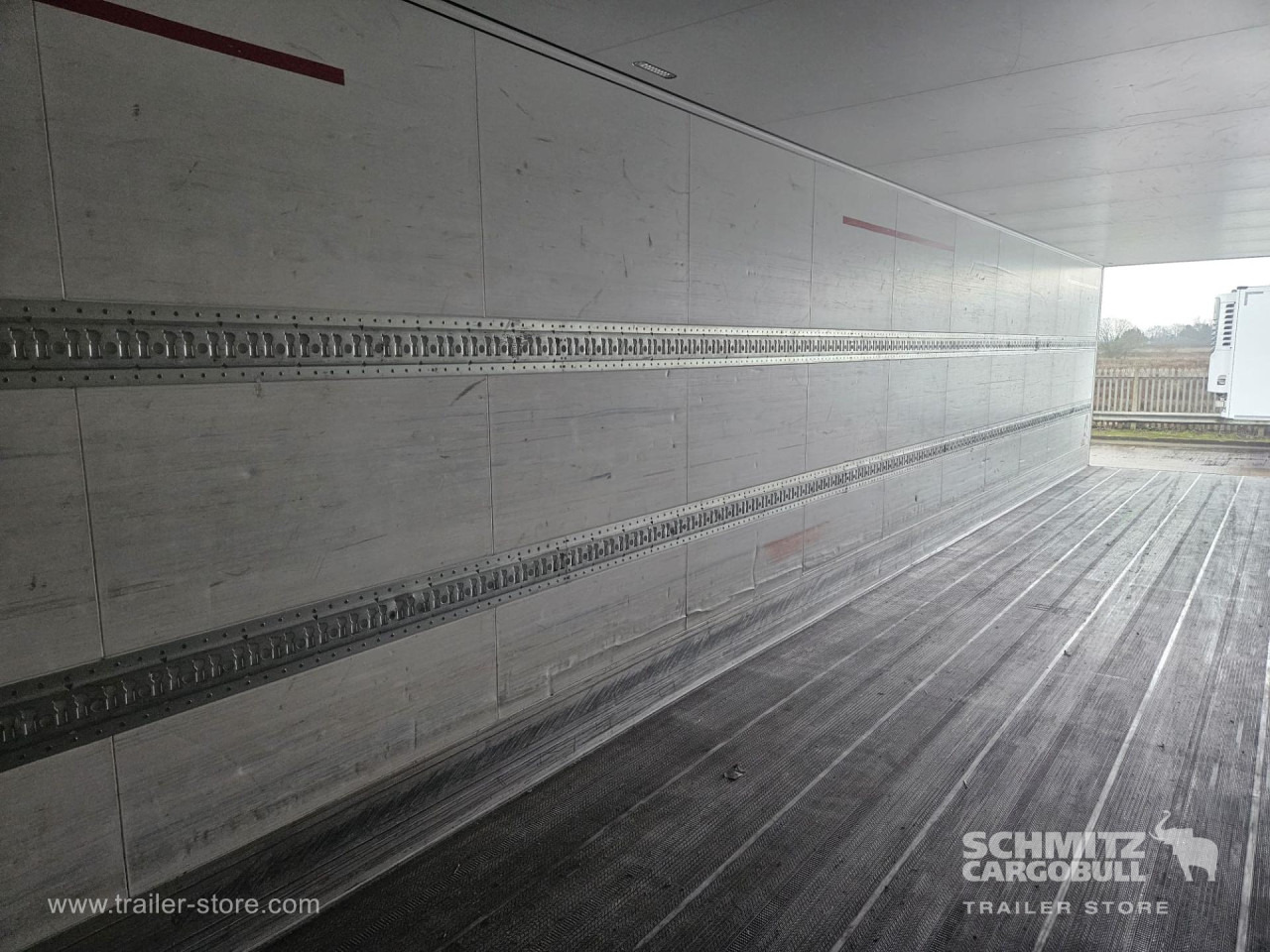 SCHMITZ Reefer Standard - Izotermična polprikolica: slika 4 SCHMITZ Reefer Standard - Izotermična polprikolica: slika 4