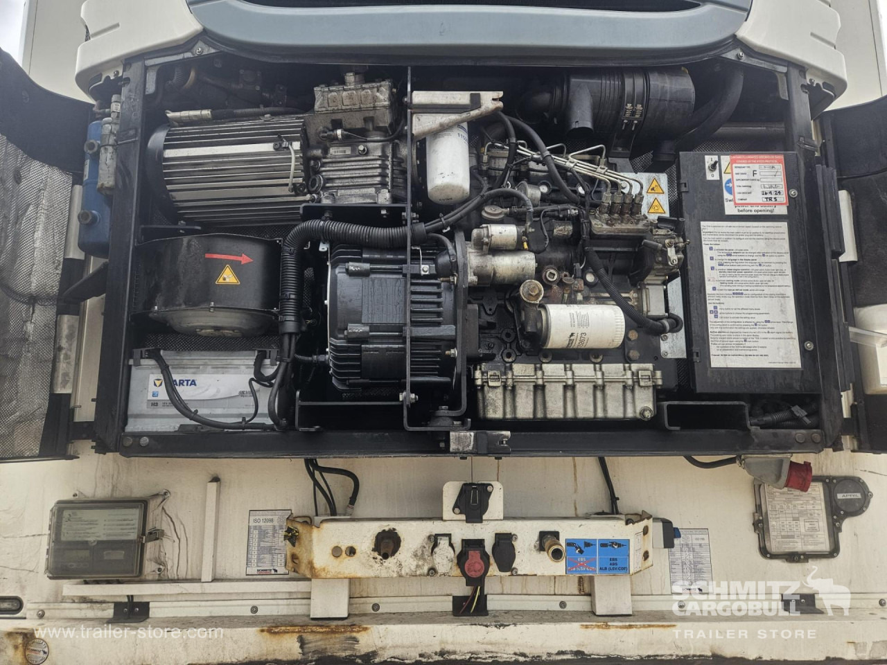 SCHMITZ Reefer Standard - Izotermična polprikolica: slika 2 SCHMITZ Reefer Standard - Izotermična polprikolica: slika 2