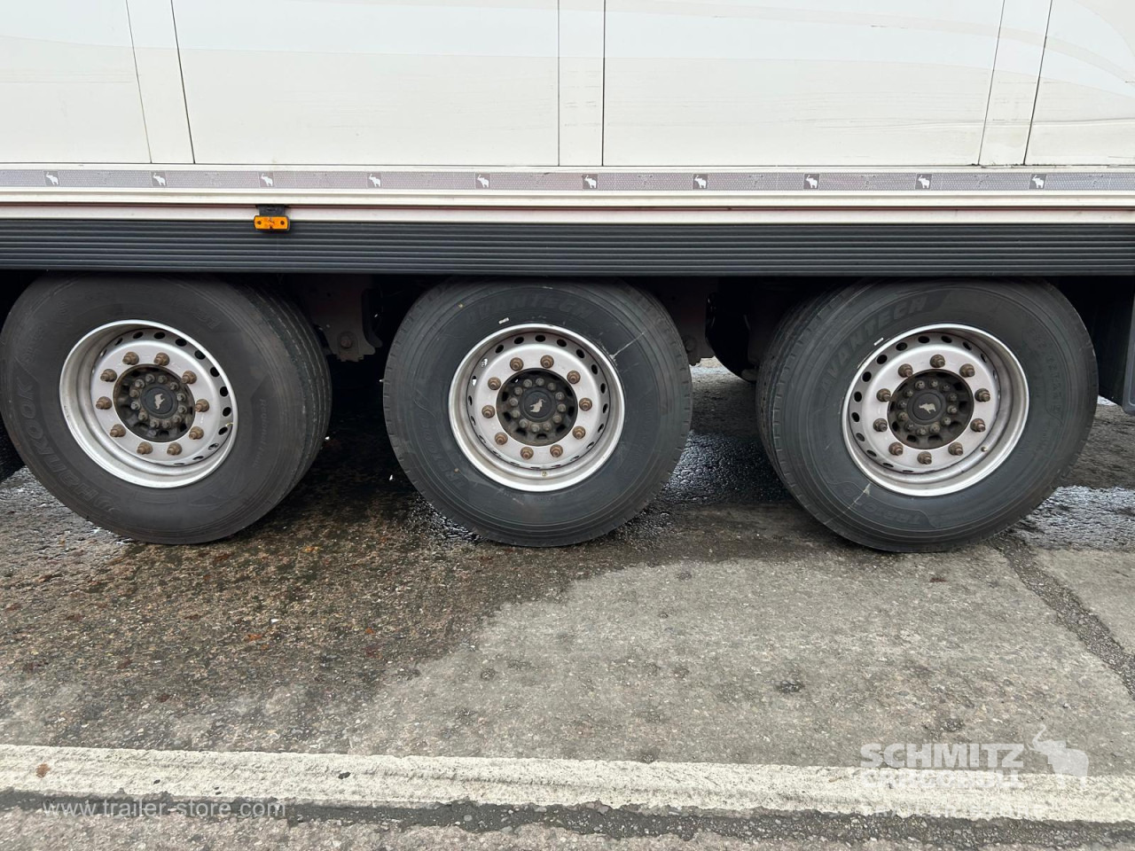 SCHMITZ Reefer Standard - Izotermična polprikolica: slika 4 SCHMITZ Reefer Standard - Izotermična polprikolica: slika 4