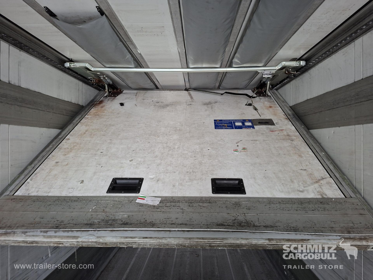 SCHMITZ Reefer Multitemp - Izotermična polprikolica: slika 2 SCHMITZ Reefer Multitemp - Izotermična polprikolica: slika 2