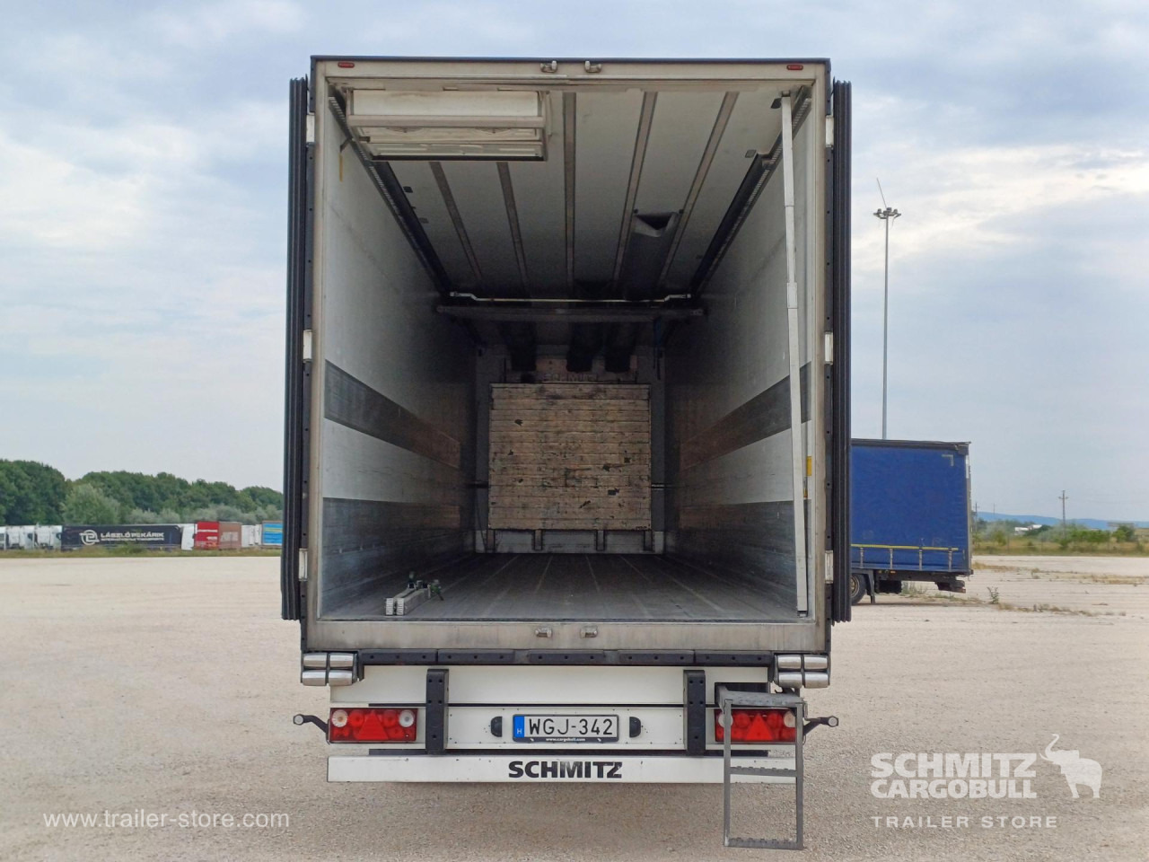 SCHMITZ Reefer Multitemp - Izotermična polprikolica: slika 2 SCHMITZ Reefer Multitemp - Izotermična polprikolica: slika 2