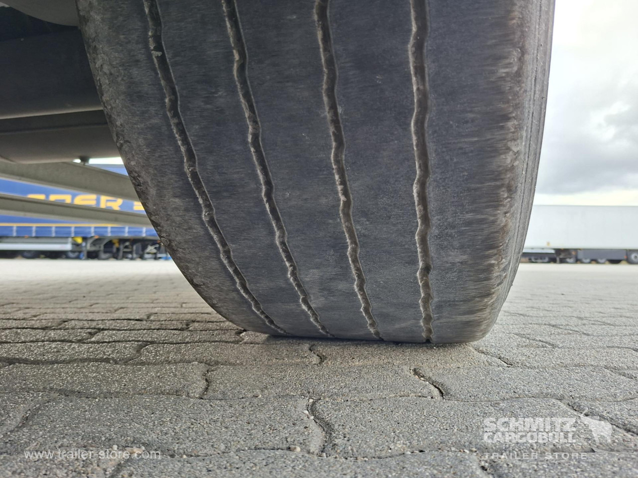 SCHMITZ Reefer Standard - Izotermična polprikolica: slika 5 SCHMITZ Reefer Standard - Izotermična polprikolica: slika 5