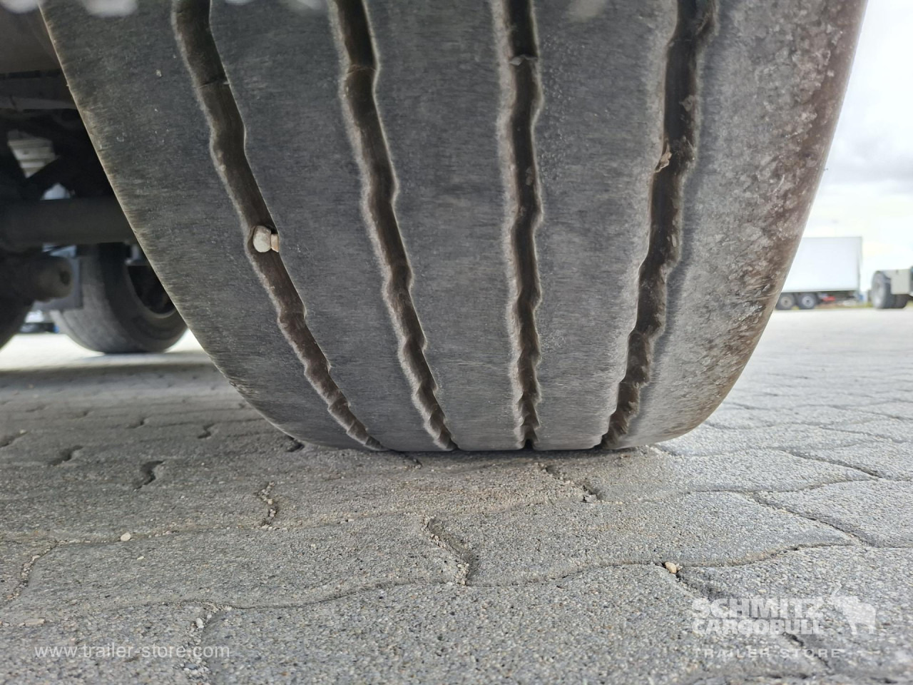 SCHMITZ Reefer Standard - Izotermična polprikolica: slika 3 SCHMITZ Reefer Standard - Izotermična polprikolica: slika 3