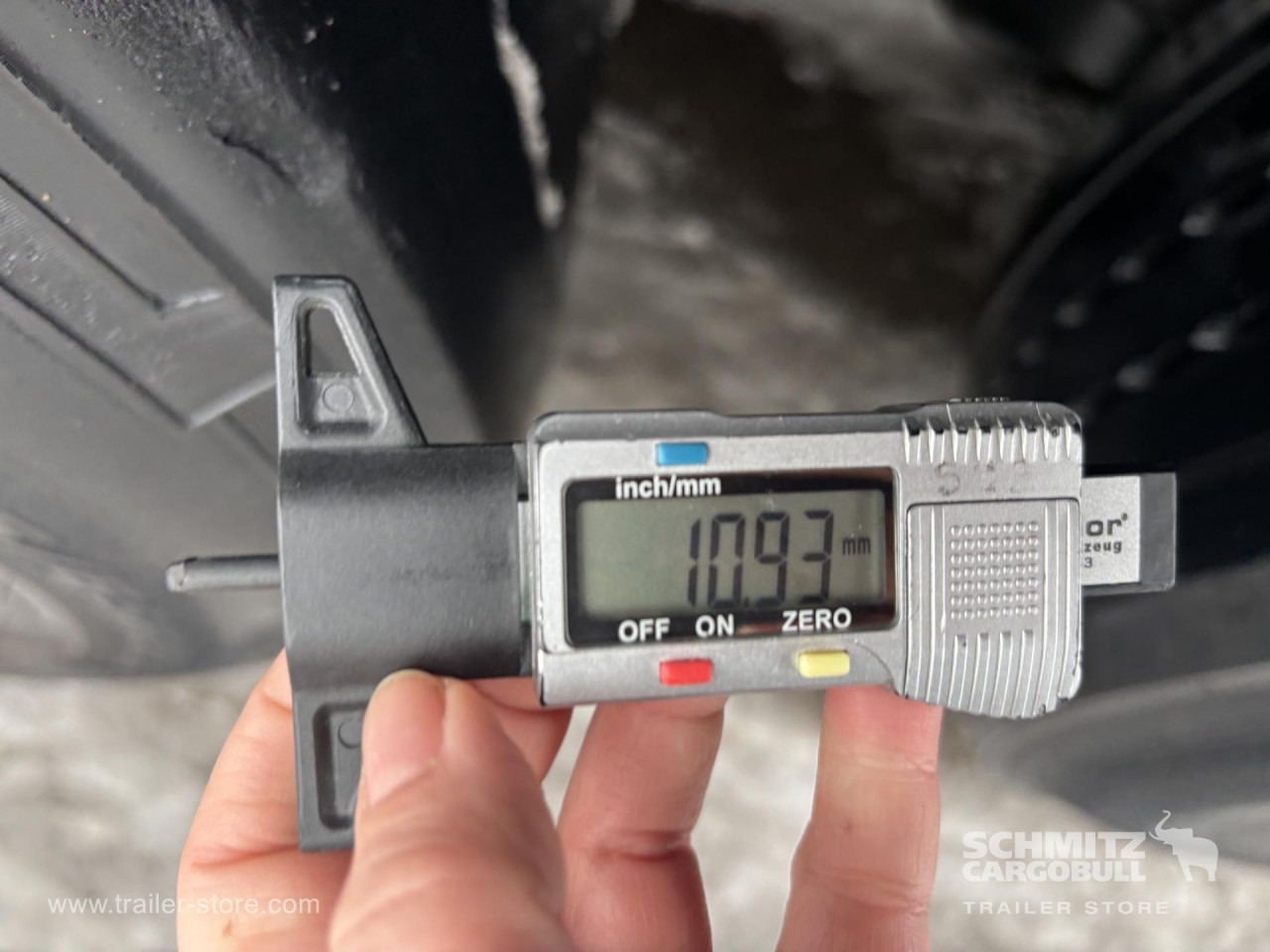 SCHMITZ Curtainsider Standard - Polprikolica s ponjavo: slika 4 SCHMITZ Curtainsider Standard - Polprikolica s ponjavo: slika 4