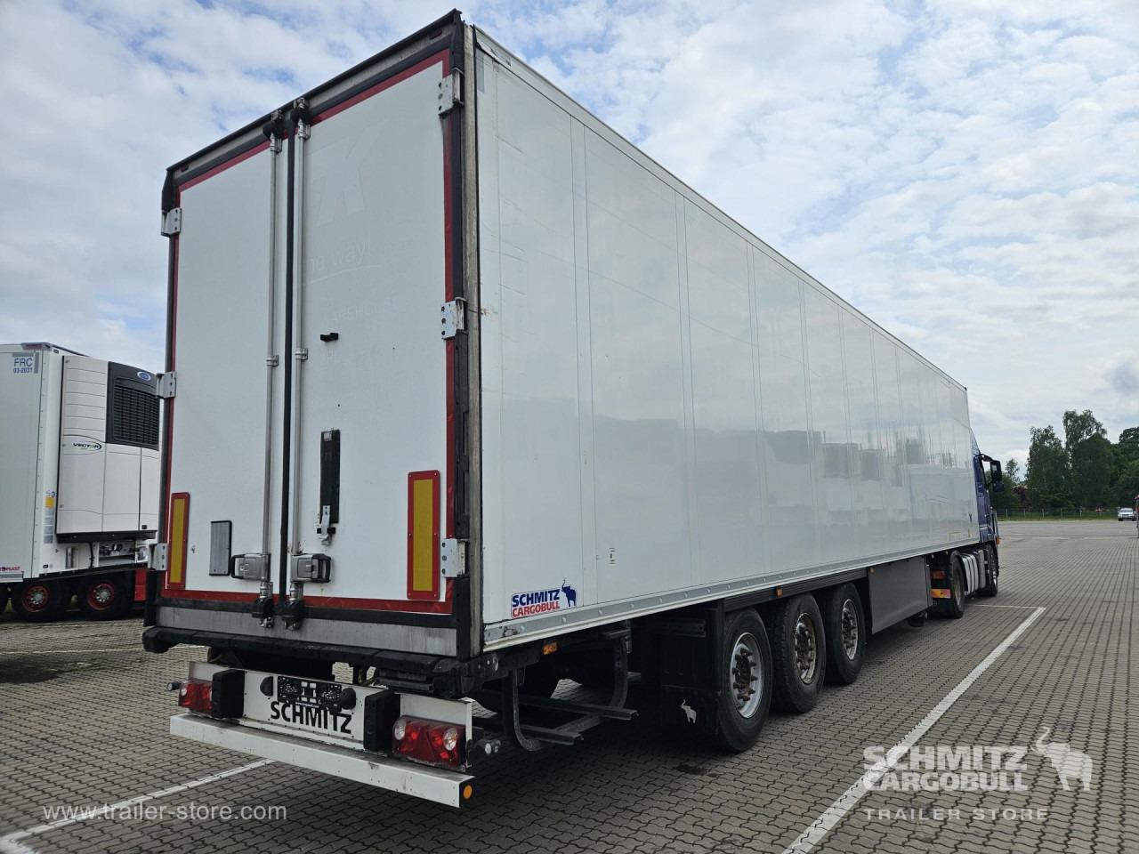 SCHMITZ Reefer Standard Double deck - Izotermična polprikolica: slika 1 SCHMITZ Reefer Standard Double deck - Izotermična polprikolica: slika 1