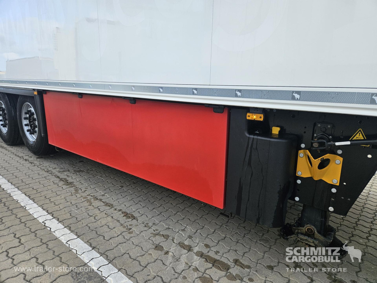 SCHMITZ Reefer Standard - Izotermična polprikolica: slika 2 SCHMITZ Reefer Standard - Izotermična polprikolica: slika 2