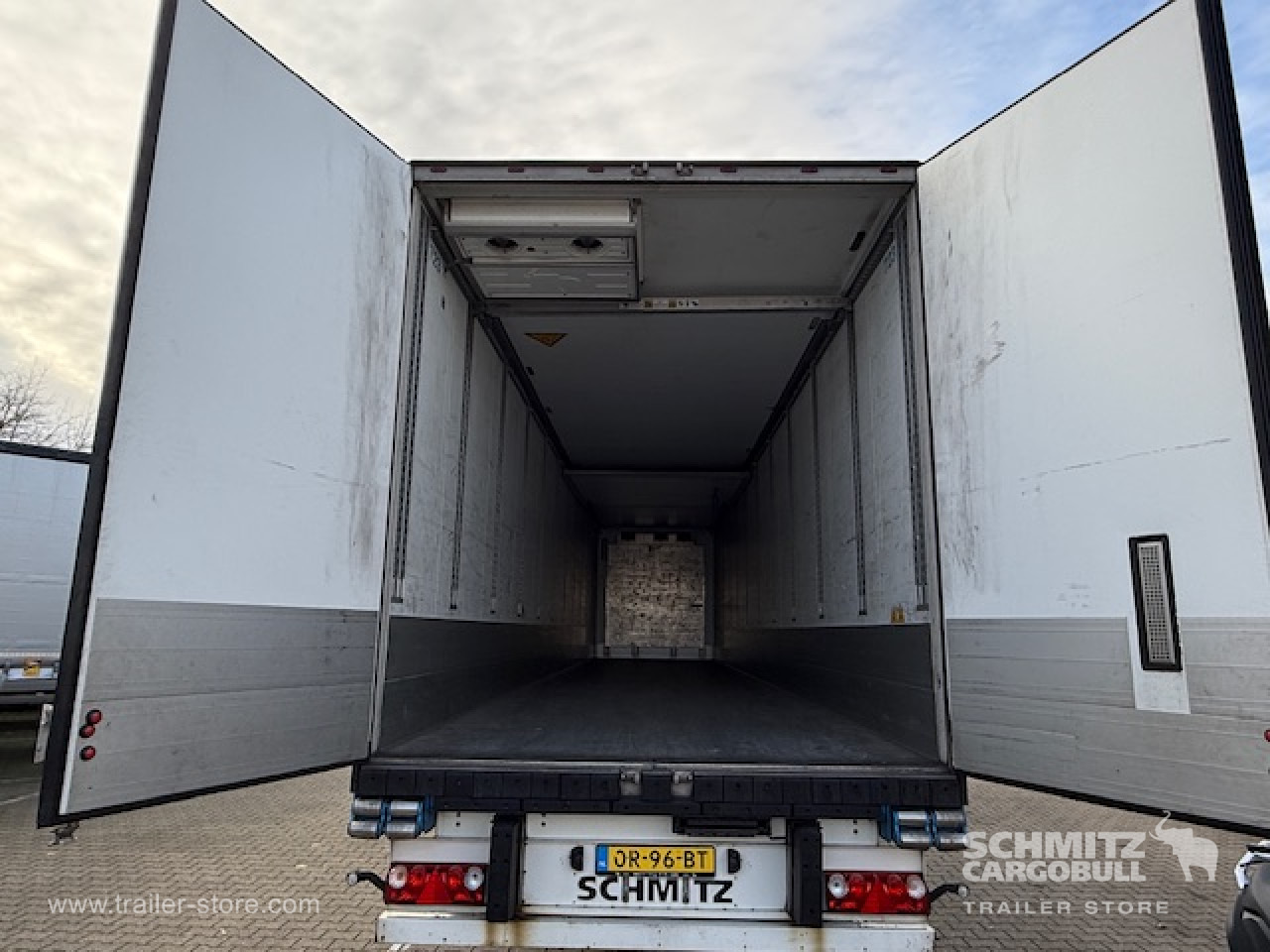 Izotermična polprikolica SCHMITZ Oplegger Vries Multitemp Double deck: slika 9 Izotermična polprikolica SCHMITZ Oplegger Vries Multitemp Double deck: slika 9
